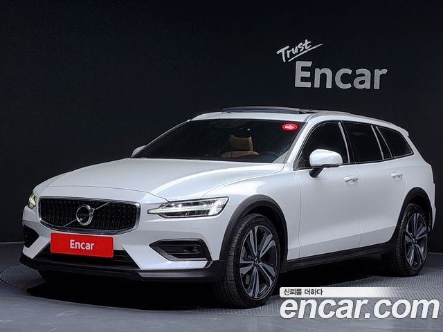 Volvo V60 2021