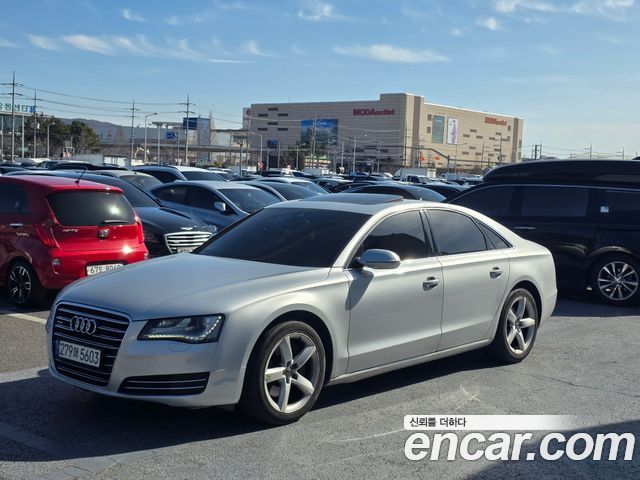 Audi A8 2011
