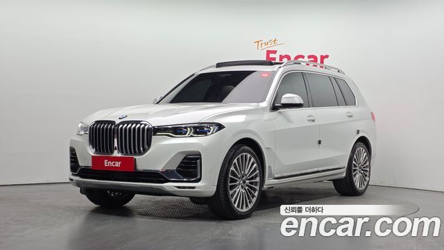BMW X7 2021