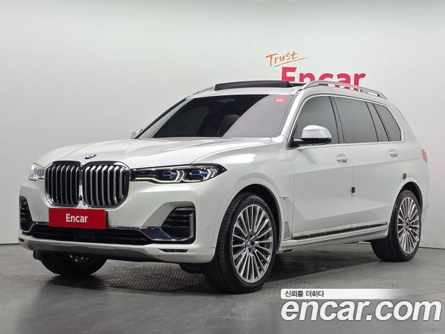 BMW X7 2021
