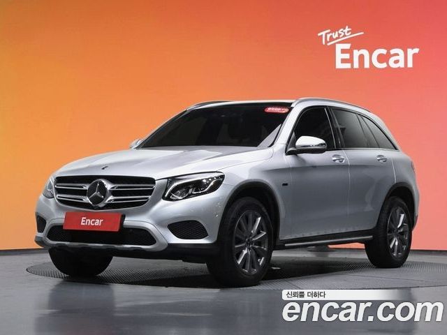 Mercedes-Benz GLC-Class 2019