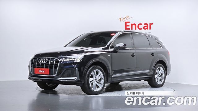 Audi Q7 2021