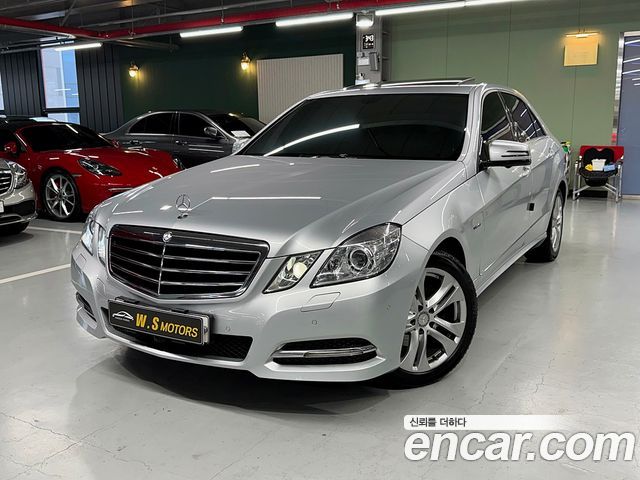 Mercedes-Benz E-Class 2011