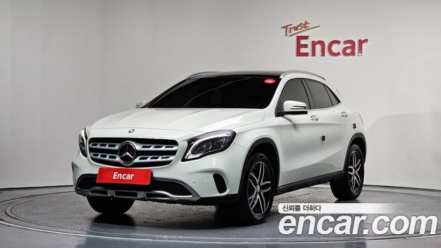 Mercedes-Benz GLA-Class 2017