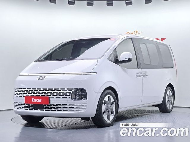 Hyundai Staria 2022