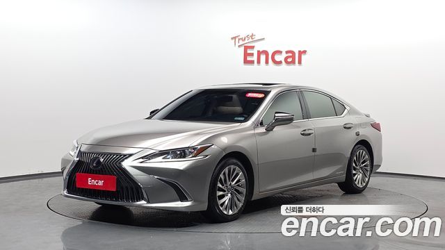 Lexus ES 2018
