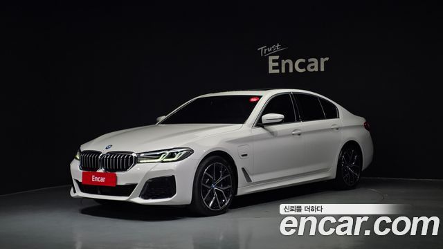 BMW 5-Series 2022