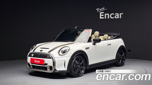 Mini Cooper Convertible 2023