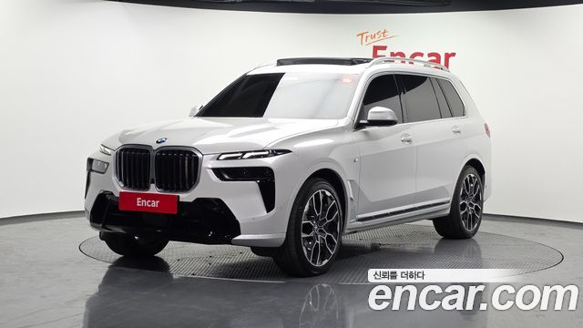 BMW X7 2024