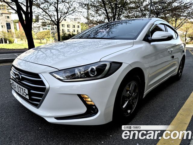Hyundai AVANTE 2015