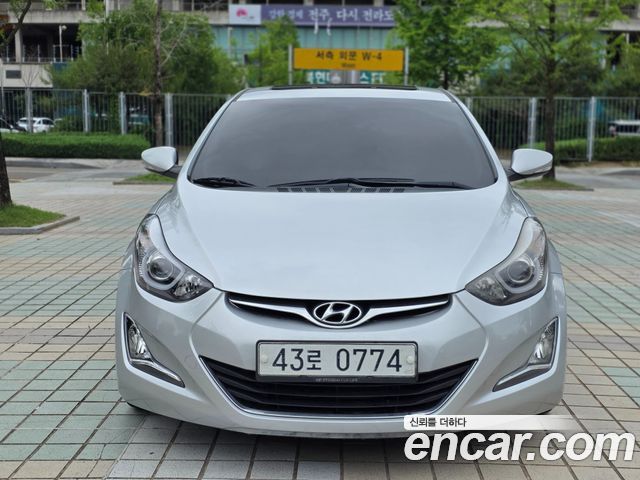 Hyundai AVANTE 2013