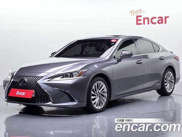 Lexus ES 2018
