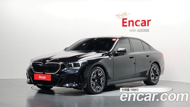 BMW 5-Series 2025
