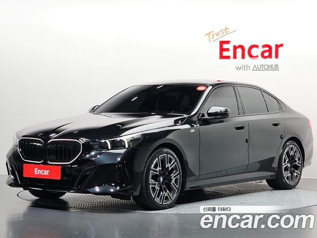 BMW 5-Series 2025