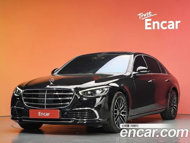 Mercedes-Benz S-Class 2021