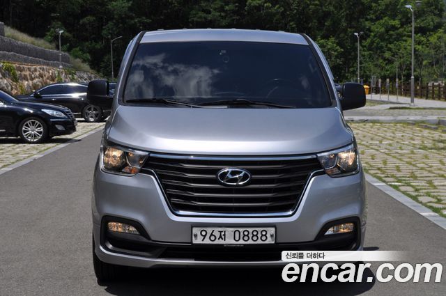 Hyundai Starex 2019