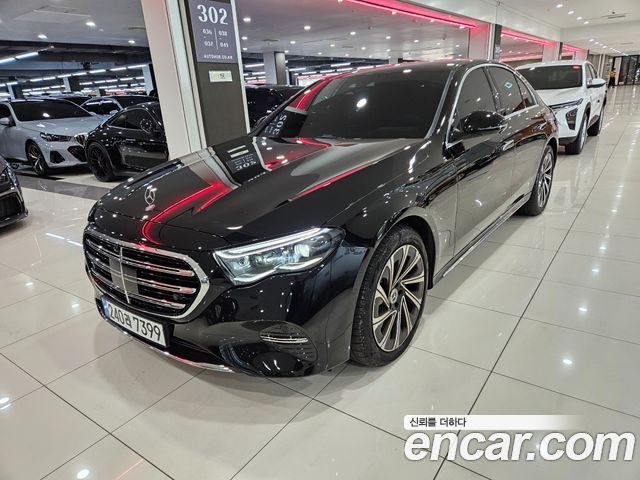 Mercedes-Benz E-Class 2025
