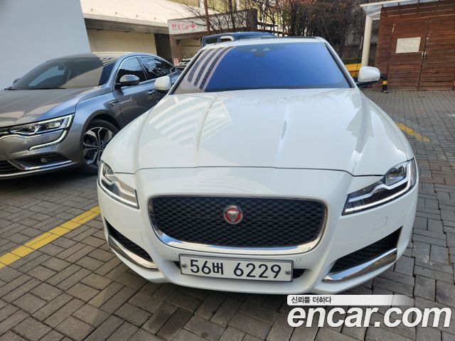 Jaguar XF 2018