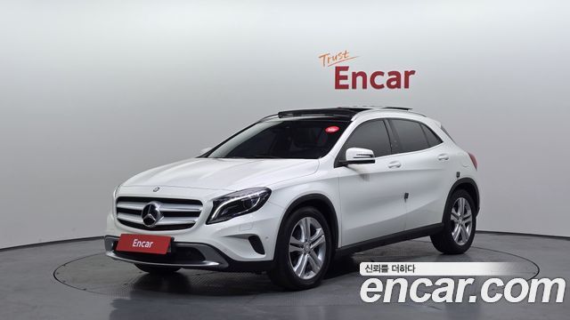 Mercedes-Benz GLA-Class 2016