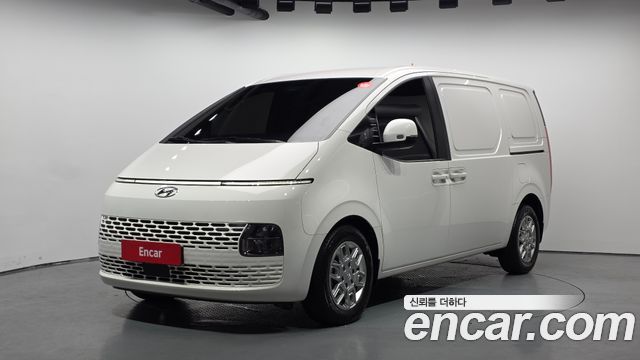 Hyundai Staria 2023