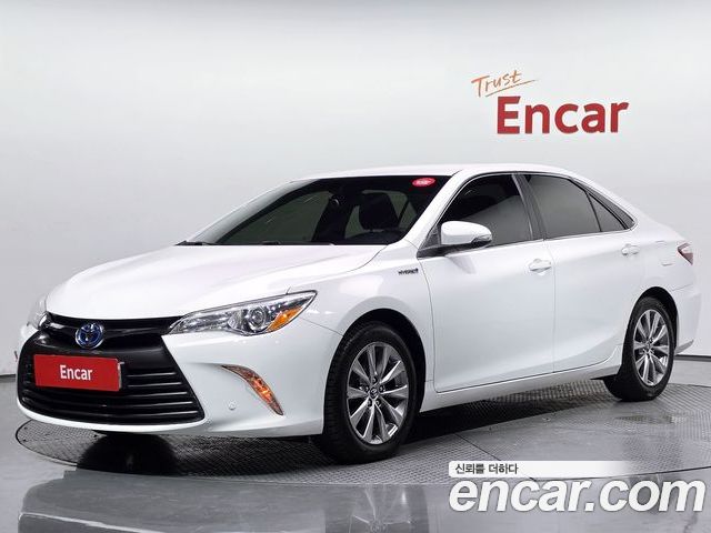 Toyota Camry 2016