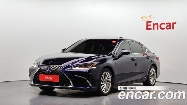 Lexus ES 2019