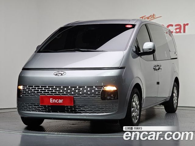 Hyundai Staria 2024