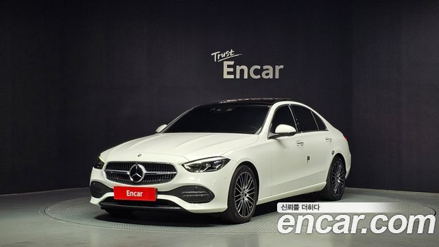 Mercedes-Benz C-Class 2024