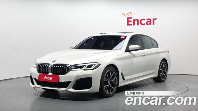 BMW 5-Series 2023