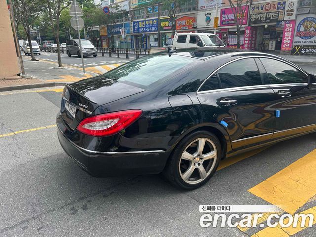 Mercedes-Benz CLS-Class 2011