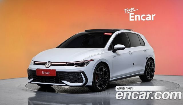 Volkswagen Golf 2025