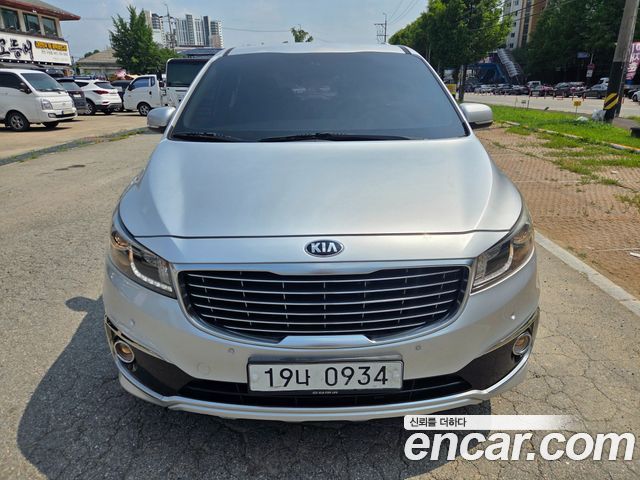 Kia Canival 2015