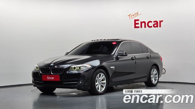 BMW 5-Series 2012