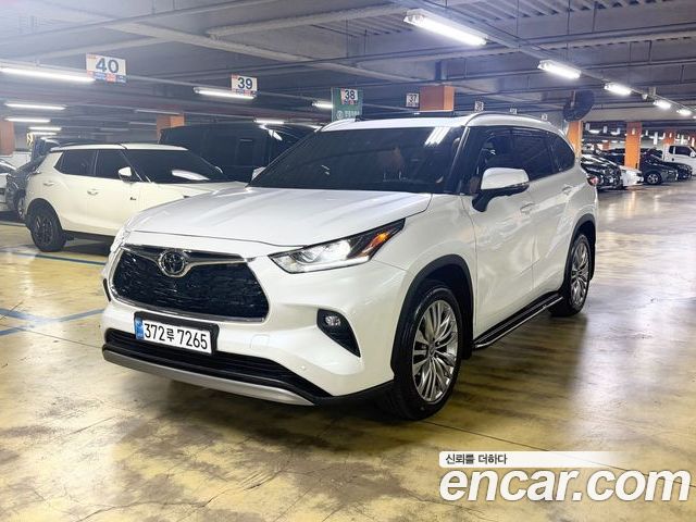 Toyota Highlander 2025
