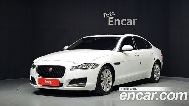 Jaguar XF 2016