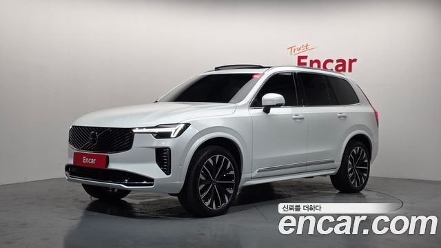 Volvo XC90 2025