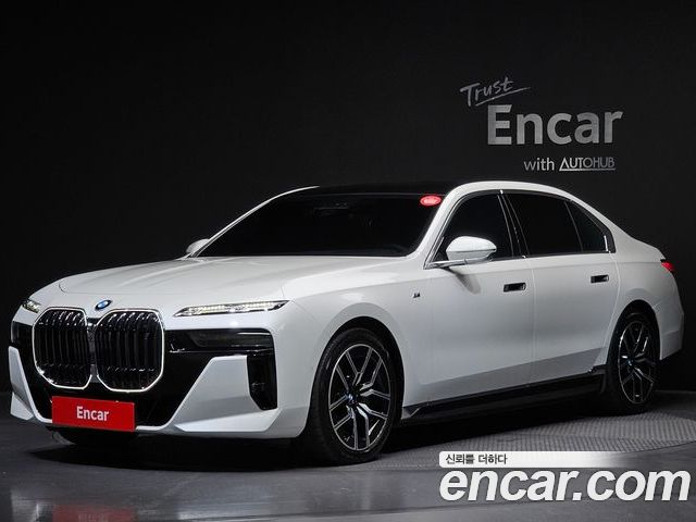 BMW i7 2023