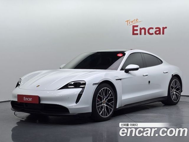 Porsche Taycan 2021