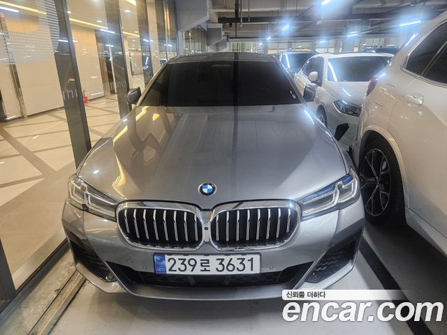 BMW 5-Series 2023