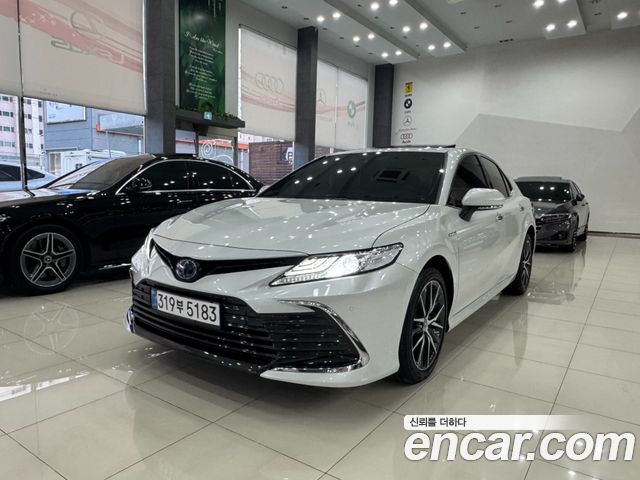 Toyota Camry 2024