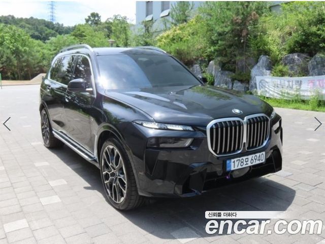 BMW X7 2025