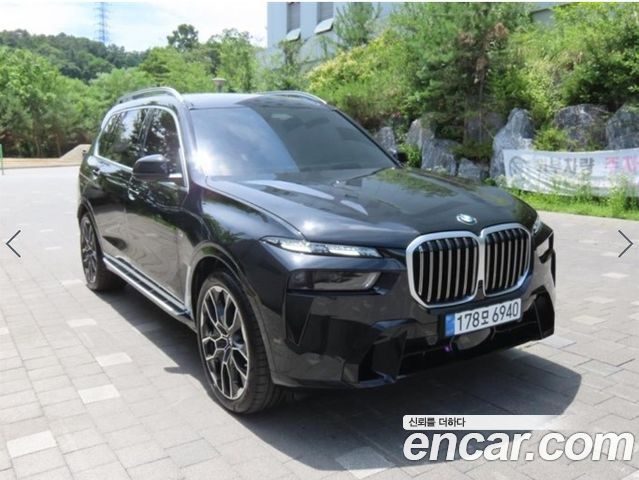 BMW X7 2025
