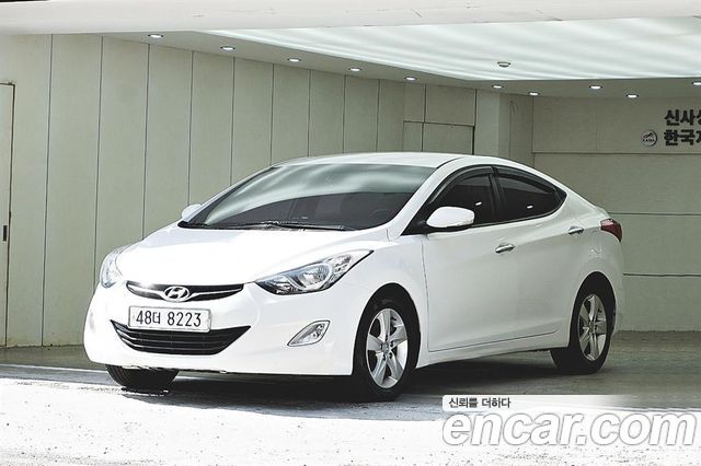 Hyundai AVANTE 2011