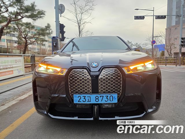 BMW iX 2021