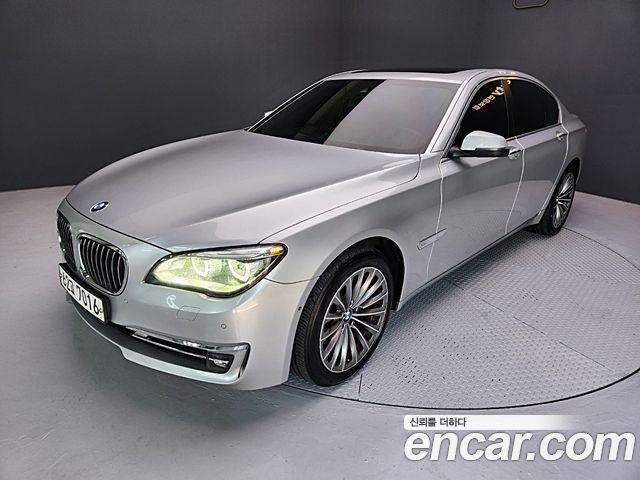 BMW 7-Series 2015