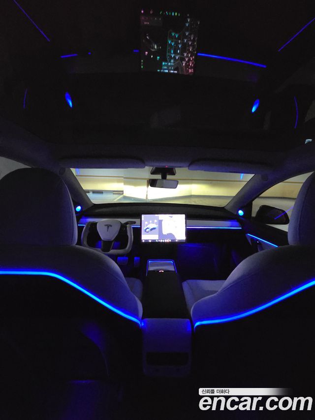 Tesla Model Y 2021
