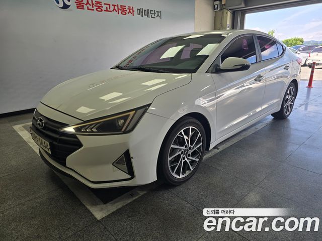 Hyundai AVANTE 2019