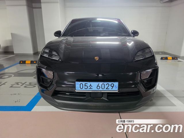 Porsche Macan 2025