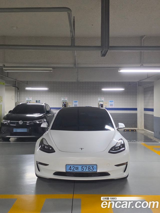 Tesla Model 3 2021