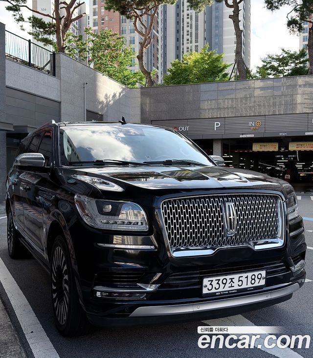 Lincoln Navigator 2021